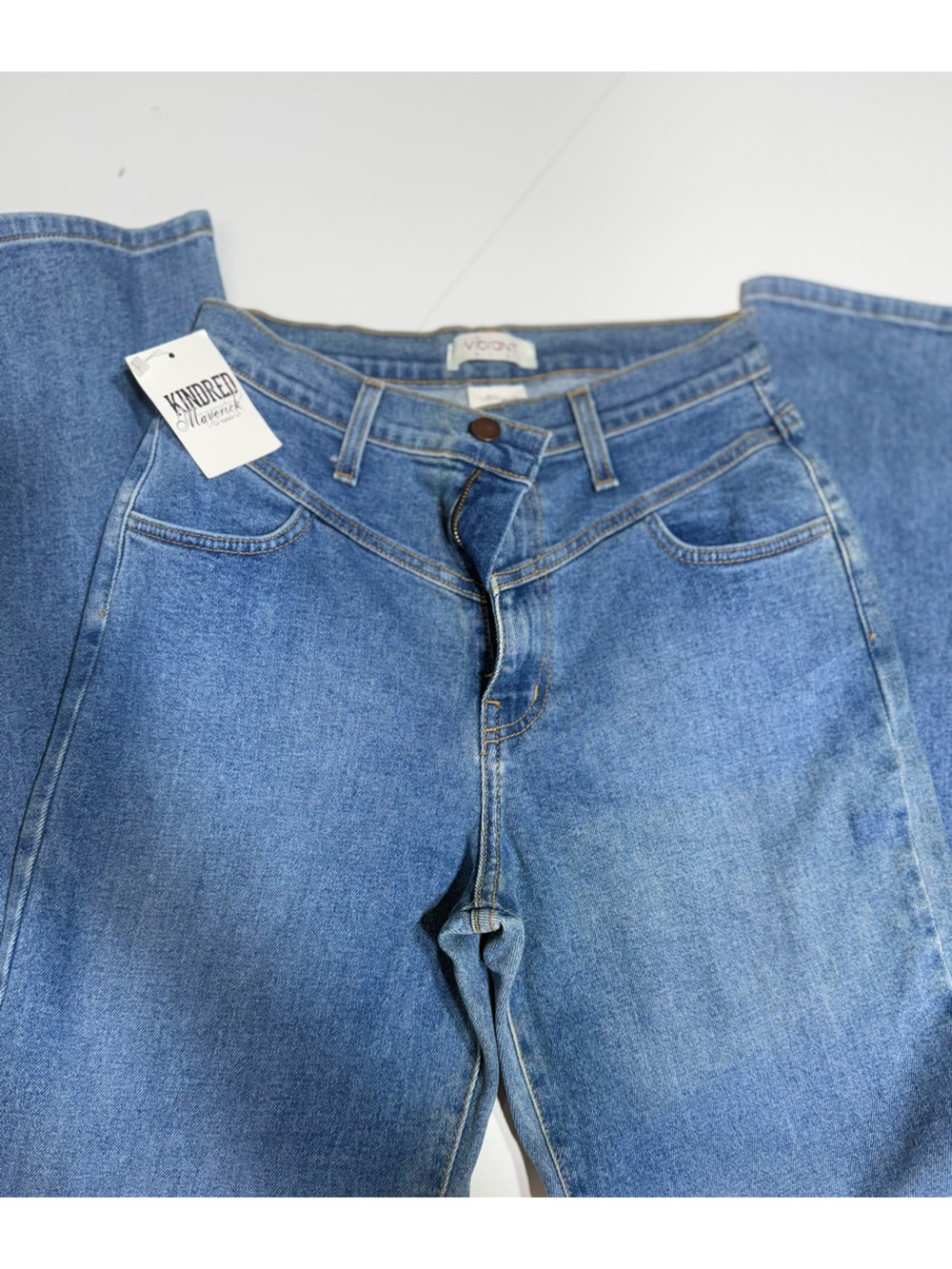 Vibrant Womenβs High-Rise Medium Blue Denim Jeans